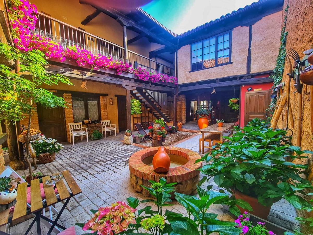 Albergue El Encanto Villares de Orbigo Ngoại thất bức ảnh